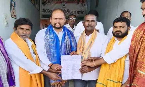 ఉప స‌ర్పంచ్ ల సంఘం అధ్య‌క్షుడిగా బ‌స్న‌మోని శ్రీను ముదిరాజ్
