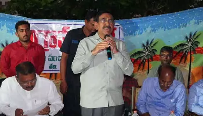 ఆరు నెలల్లో మౌలిక వసతులు పూర్తి: మంత్రి నారాయణ ఆరు నెలల్లో మౌలిక వసతులు పూర్తి: మంత్రి నారాయణ