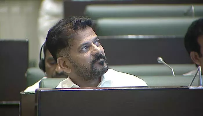 అసెంబ్లీ సమావేశాలు.. కాంగ్రెస్ ఎమ్మెల్యేలపై సీఎం రేవంత్ రెడ్డి సీరియస్ అసెంబ్లీ సమావేశాలు.. కాంగ్రెస్ ఎమ్మెల్యేలపై సీఎం రేవంత్ రెడ్డి సీరియస్