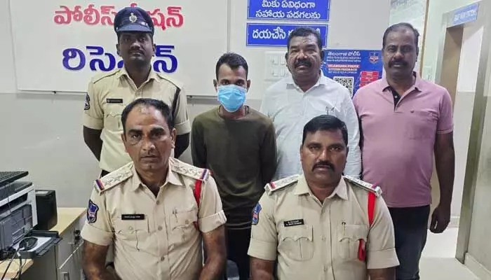 దొంగతనం కేసులో నిందితుడి అరెస్ట్ దొంగతనం కేసులో నిందితుడి అరెస్ట్