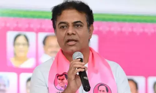 హద్దు మీరుతున్న కాంగ్రెస్ సర్కార్.. పాడి కౌశిక్ రెడ్డి ఘటనపై స్పందించిన కేటీఆర్
