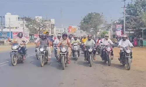 రోడ్డు భద్రత ప్రతి ఒక్కరి బాధ్యత : ఎస్సై ఎన్. వెంకటకృష్ణ