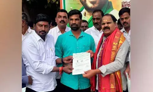 సీఎం సహాయ నిధి నిరుపేదలకు వరం లాంటిది : ఎమ్మెల్యే