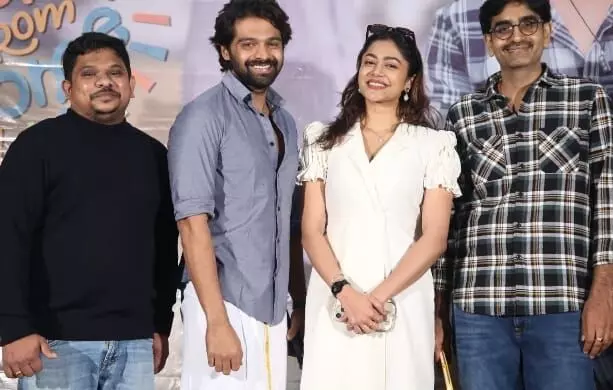 మిస్టర్ వర్క్ ఫ్రమ్ హోమ్.. ఆలోచింపజేసే చిత్రం.. మిస్టర్ వర్క్ ఫ్రమ్ హోమ్.. ఆలోచింపజేసే చిత్రం..