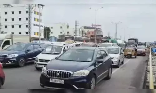 హైదరాబాద్‌- విజయవాడ హైవే విస్తరణ పనులు.. బంపర్ టు బంపర్ ట్రాఫిక్
