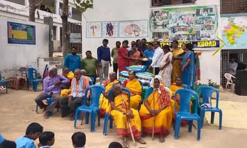 ఇందిరా వృద్ధ అనాధాశ్రమంకు ఆర్థిక సహాయం