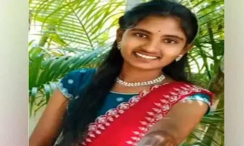 యాసిడ్ తాగి విద్యార్థిని ఆత్మ హత్యాయత్నం