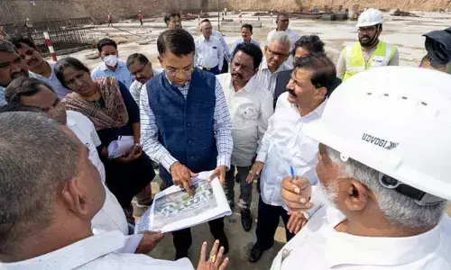 న్యూ ఉస్మానియా ఆస్పత్రి నిర్మాణ పనుల పురోగతి.. అధికారులతో స్పెషల్ సీఎస్ సమీక్ష