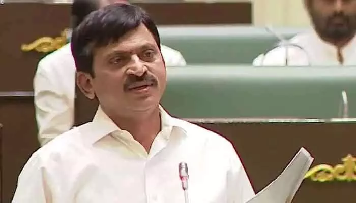 సబ్ రిజిస్ట్రార్ కార్యాలయాలకు మహర్దశ.. అసెంబ్లీలో మంత్రి పొంగులేటి కీలక ప్రకటన సబ్ రిజిస్ట్రార్ కార్యాలయాలకు మహర్దశ.. అసెంబ్లీలో మంత్రి పొంగులేటి కీలక ప్రకటన