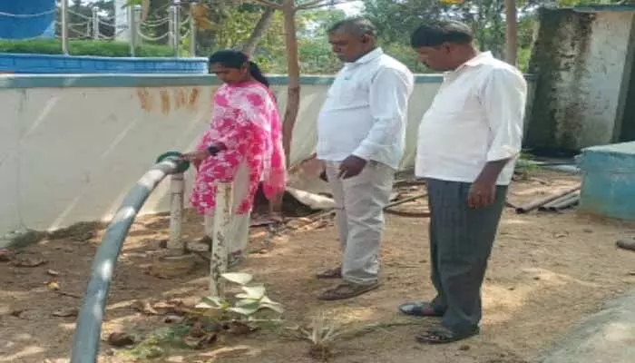 గజగట్లపల్లి గ్రామంలో తీరిన నీటి సమస్య గజగట్లపల్లి గ్రామంలో తీరిన నీటి సమస్య