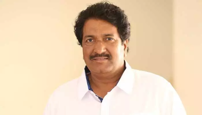 థియేటర్లో కూర్చున్నంత సేపు ఆడియెన్స్ని నవ్విస్తాం.. థియేటర్లో కూర్చున్నంత సేపు ఆడియెన్స్ని నవ్విస్తాం..