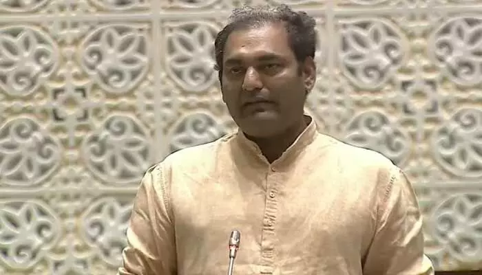 పాలమూరు జిల్లాకు కొత్త రెవెన్యూ డివిజన్ ఇవ్వాలి : జడ్చర్ల ఎమ్మెల్యే అనిరుధ్ రెడ్డి పాలమూరు జిల్లాకు కొత్త రెవెన్యూ డివిజన్ ఇవ్వాలి : జడ్చర్ల ఎమ్మెల్యే అనిరుధ్ రెడ్డి