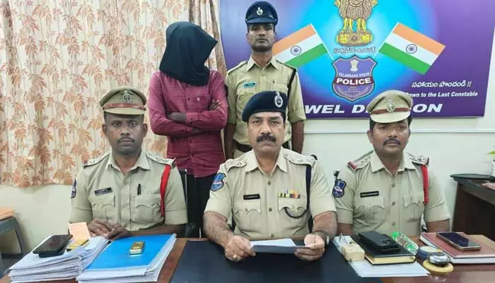 హత్య కేసును ఛేదించినపోలీసులు హత్య కేసును ఛేదించినపోలీసులు