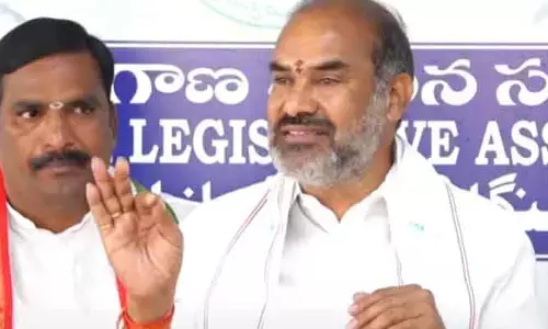 సభకే రారు.. సభా హక్కుల గురించి మాటలా: ప్రభుత్వ విప్ ఆది శ్రీనివాస్ ఫైర్