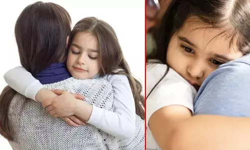 ప్రేమ స్పర్శ : బాల్యంలో హగ్స్‌తో ఆరోగ్యకరమైన ఎదుగుదల, ఆత్మ విశ్వాసం!