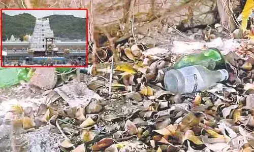 తిరుమలలో ఖాళీ మద్యం సీసాల ఘటనపై కేసు నమోదు