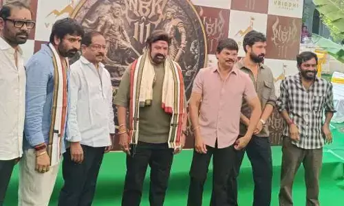 NBK 111కు కొత్త చిక్కులు..తెర‌పైకి మూడో క‌థ ?
