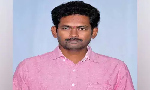 తొలి పీహెచ్‌డీ పరిశోధకుడుగా పద్మభూషణాచారి