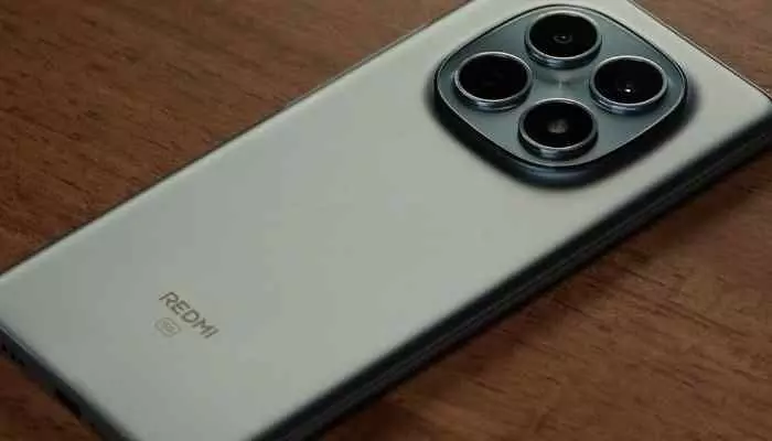 Redmi Note 15: బడ్జెట్ లో Redmi ఫోన్..108MP కెమెరా, 5520 బ్యాటరీ..ధర ఎంతంటే Redmi Note 15: బడ్జెట్ లో Redmi ఫోన్..108MP కెమెరా, 5520 బ్యాటరీ..ధర ఎంతంటే