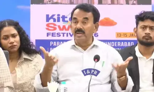 నిరుప‌యోగంగా ప‌ర్యాట‌క శాఖ బ‌స్సుల‌ను ఉంచొద్దు.. అధికారులపై మంత్రి జూప‌ల్లి ఫైర్