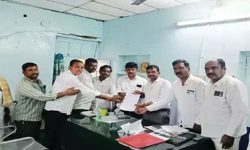 బస్సు సౌకర్యం కల్పించండి.. మొర‌పెట్టుకున్న గిరిజ‌న‌వాసులు
