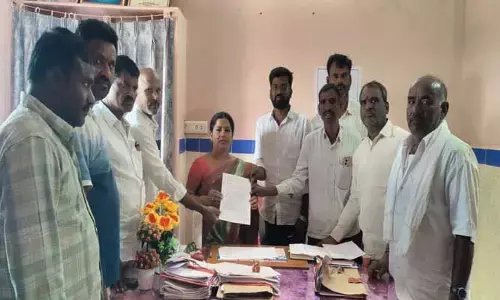 మండల రెవెన్యూ కార్యాలయ తరలింపు పై పునః పరిశీలన చేయాలి : చారకొండ ప్రజలు