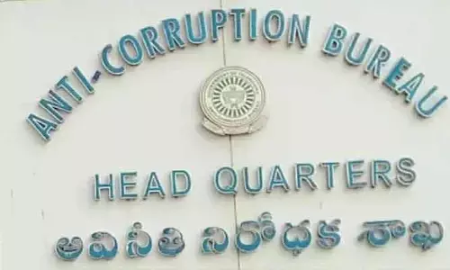 ఏసీబీ స్కెచ్.. అడ్డంగా దొరికిపోయిన ఎంఈవో జాన్