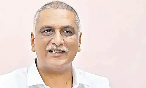ఉద్యోగాలపై ప్రశ్నిస్తే నిరుద్యోగుల అరెస్టులా.. ప్రభుత్వంపై హరీశ్‌రావు ధ్వజం
