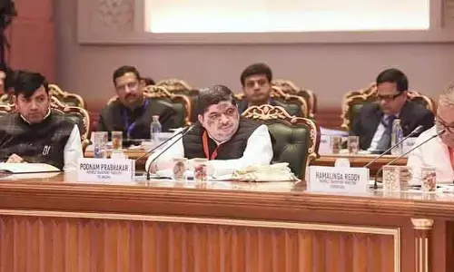 ORR లోపల 100 శాతం ఈవీలే లక్ష్యం.. జాతీయ రవాణా అభివృద్ధి మండలి భేటీలో మంత్రి పొన్నం