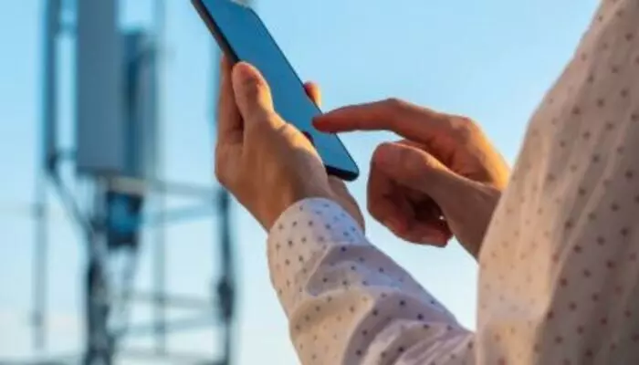 Mobile Tariff: జూన్లో మొబైల్ టారిఫ్ పెరిగే ఛాన్స్ Mobile Tariff: జూన్లో మొబైల్ టారిఫ్ పెరిగే ఛాన్స్