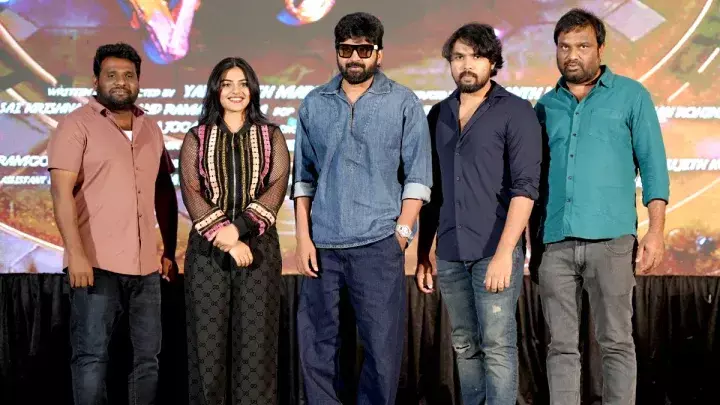 ఆ హీరోకు జాతకాల పిచ్చి.. ఆ హీరోకు జాతకాల పిచ్చి..