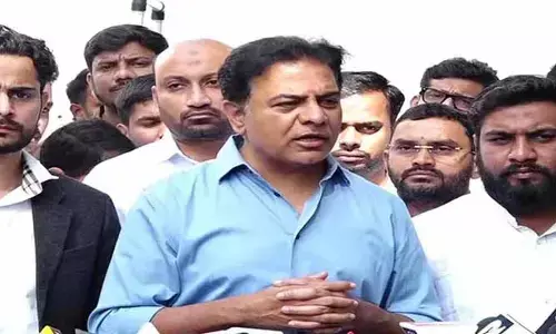 రాష్ట్రం రియల్ ఎస్టేట్ బ్రోకర్ చేతిలో ఉంది : సీఎం రేవంత్, రాహుల్‌పై కేటీఆర్ ఘాటు వ్యాఖ్యలు