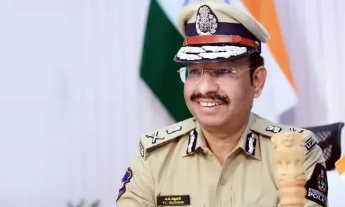 Sajjanar: క్షేమంగా ఇంటికి చేరడమే నిజమైన పండుగ.. ప్రజలకు సీపీ సజ్జనార్ కీలక రిక్వెస్ట్