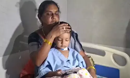 బాలుడి గొంతు కోసిన చైనా మాంజా