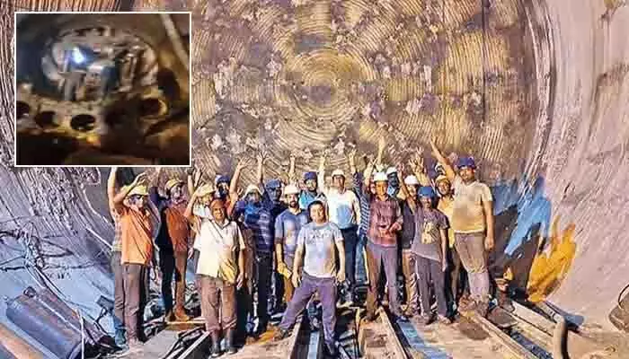 ‘SLBC’ ప్లాన్-బి అమలుకు సన్నాహాలు.. మన్నెవారిపల్లి ఔట్లెట్ నుంచి TBM తొలగింపు ‘SLBC’ ప్లాన్-బి అమలుకు సన్నాహాలు.. మన్నెవారిపల్లి ఔట్లెట్ నుంచి TBM తొలగింపు