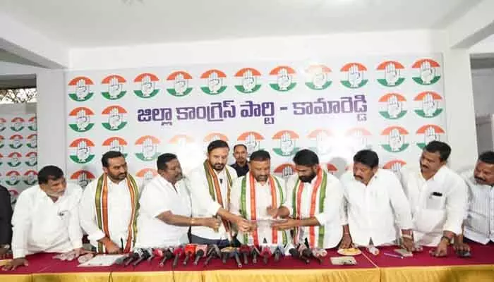 జిల్లా కాంగ్రెస్ లో గ్రూపు తగాదాలు లేవు : జుక్కల్, ఎల్లారెడ్డి ఎమ్మెల్యేలు జిల్లా కాంగ్రెస్ లో గ్రూపు తగాదాలు లేవు : జుక్కల్, ఎల్లారెడ్డి ఎమ్మెల్యేలు