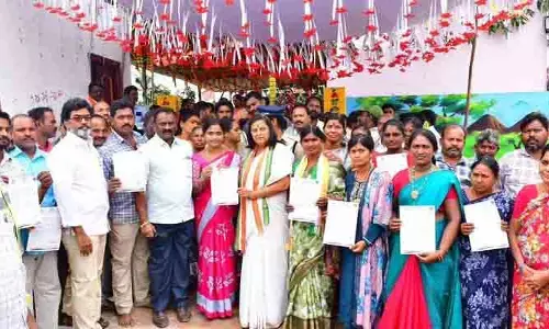 గృహ జ్యోతి ద్వారా నిరుపేదలకు ఊరట‌