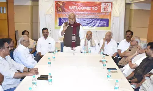 కమ్యూనిజం ఎక్కడ ఉందనే వారికి ఇదే రుజువు.. సీపీఐ కూనంనేని కీలక వ్యాఖ్యలు