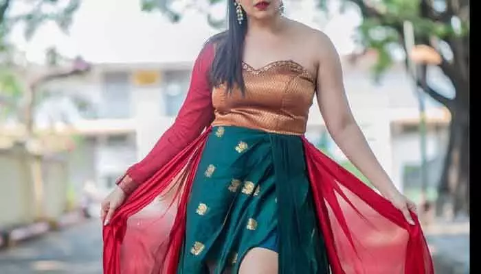 పట్టుచీర కట్టిన టాలీవుడ్ యాంకరమ్మ.. అదుర్స్ అంతే అంటూ కామెంట్స్ పట్టుచీర కట్టిన టాలీవుడ్ యాంకరమ్మ.. అదుర్స్ అంతే అంటూ కామెంట్స్