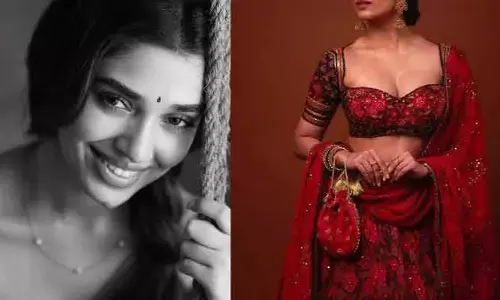 బేబమ్మ లేటెస్ట్ పోస్ట్ పై ప్రభాస్ హీరోయిన్ ఇంట్రెస్టింగ్ రియాక్షన్ వైరల్..
