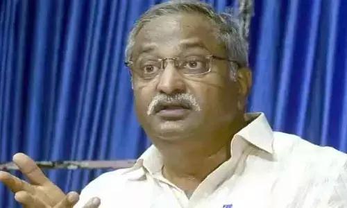 ఆ తర్వాతే భూములు ఇవ్వండి : మాజీ ఇంటెలిజెన్స్ చీఫ్