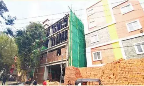 అనుమతులు లేవు.. నిబంధనలు వర్తించవు!