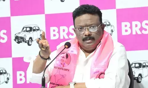 సినిమా థియేటర్లలో దోపిడీ: దాసోజు శ్రవణ్‌
