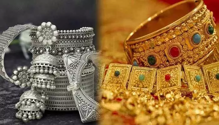 Today Gold, Silver Rates: సామాన్యులకు బిగ్ షాకిచ్చిన బంగారం, వెండి ధరలు.. నేడు రేట్లు ఎలా ఉన్నాయంటే..? Today Gold, Silver Rates: సామాన్యులకు బిగ్ షాకిచ్చిన బంగారం, వెండి ధరలు.. నేడు రేట్లు ఎలా ఉన్నాయంటే..?
