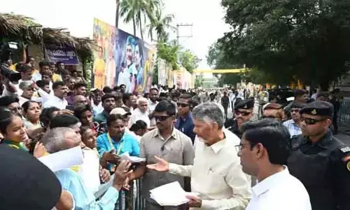 నారావారిపల్లెకు చేరుకున్న సీఎం చంద్రబాబు నాయుడు