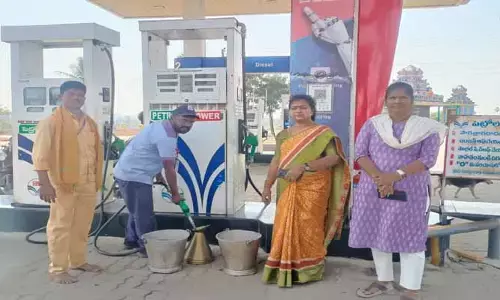 నిబంధనలు ఉల్లంఘిస్తే కఠిన చర్యలు : జిల్లా పౌర సరఫరాల అధికారి రోజా