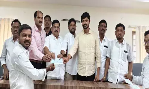 భూ నిర్వాసితుల అభ్యున్నతే ప్రభుత్వ లక్ష్యం :  ఎమ్మెల్యే నేనావ‌త్ బాలు నాయ‌క్