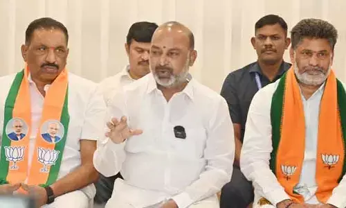 ప్రజలకు మంచి జరుగుతుంటే కాంగ్రెస్‌కు అక్కసు.. కేంద్ర మంత్రి బండి సంజయ్