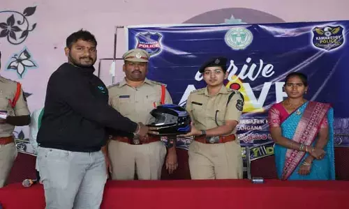 సేఫ్టీ ప్రికాషన్స్ తీసుకొని డ్రైవ్ చేయాలి