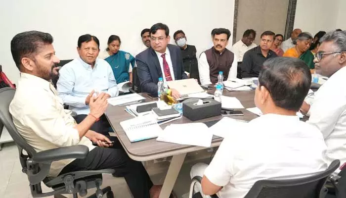 ఖర్చుకు వెనకాడొద్దు: CM రేవంత్ ఖర్చుకు వెనకాడొద్దు: CM రేవంత్